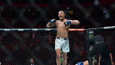 mma odds tonight|Cannonier Vs. Borralho Betting Odds, Prediction .